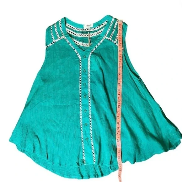 Umgee Women’s Tank, Size Large - Picture 8 of 10